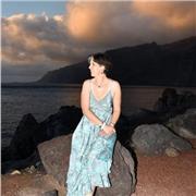 Professeure des écoles de  l'Education Nationales depuis plus de 20 ans et sphrologue